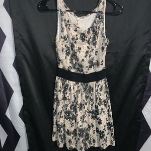 Beige and black laced dress sz small